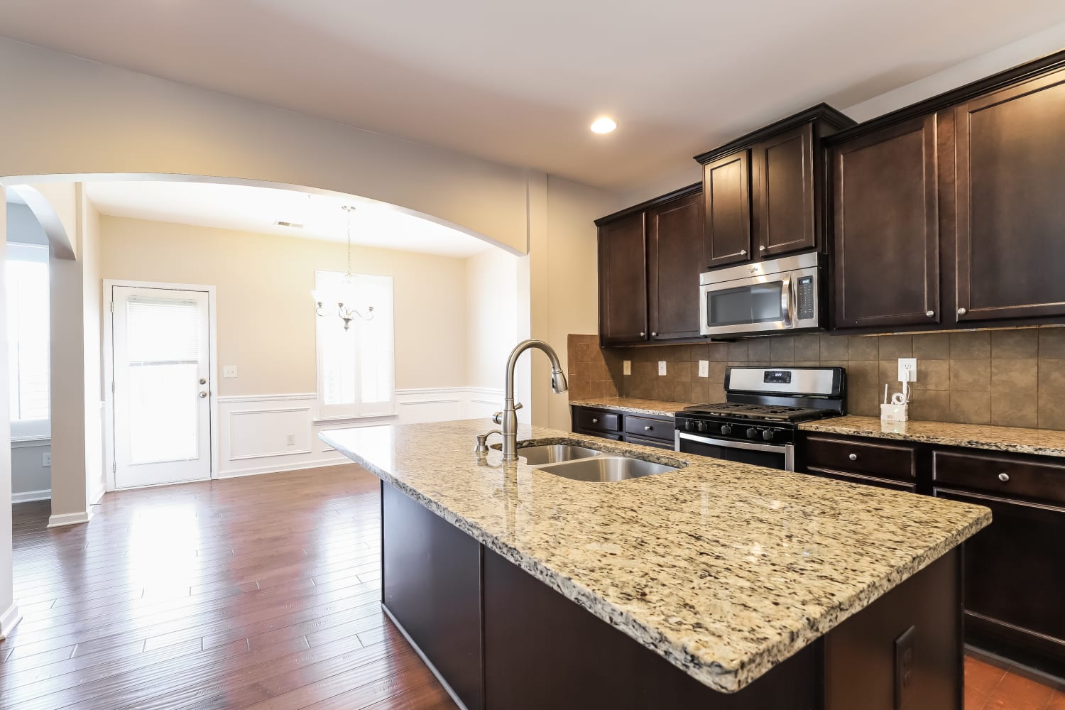 3552 Village Enclave Ln photo 5