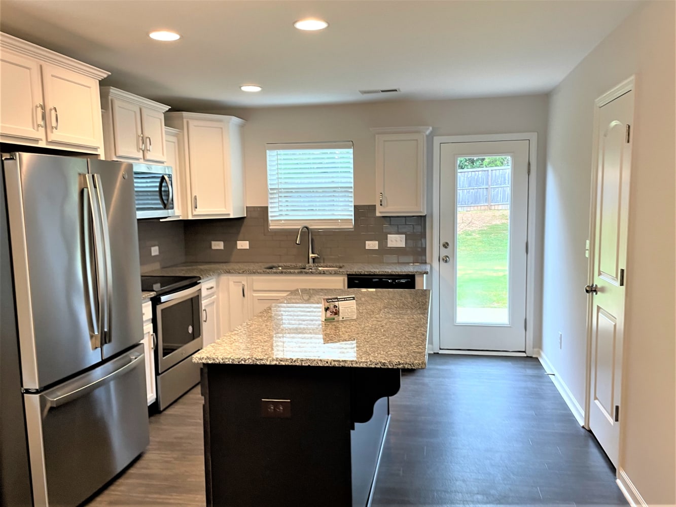 229 Austen Lakes Dr photo 4