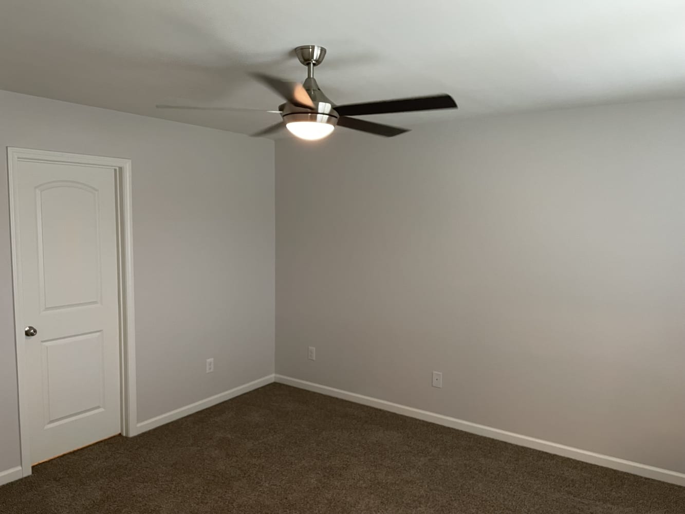 229 Austen Lakes Dr photo 5