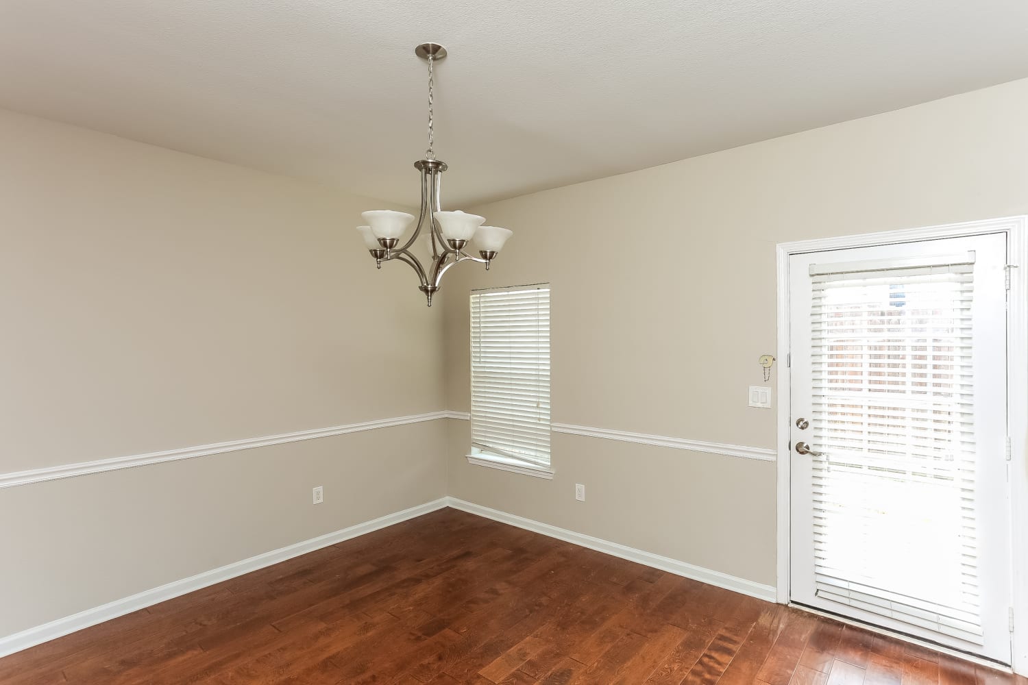 110 Barrington Ln photo 3