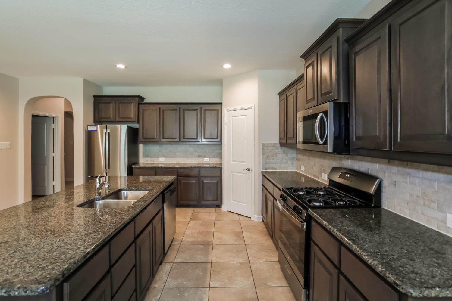 1517 Bunting Dr photo 5