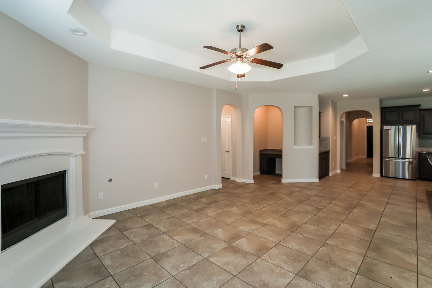 1517 Bunting Dr photo 4