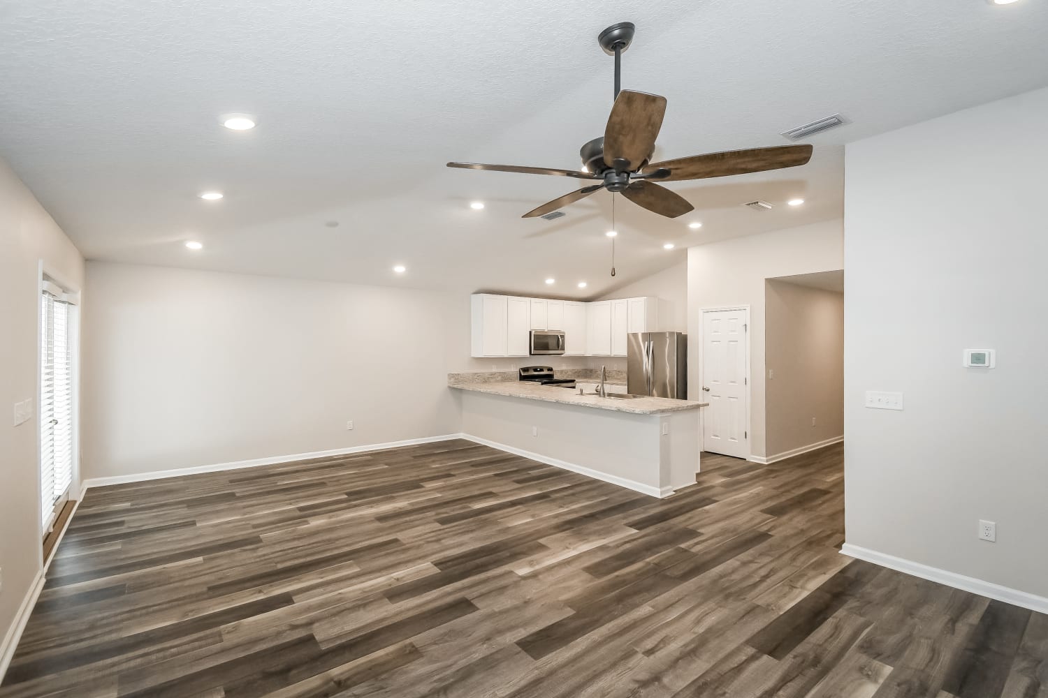 12893 Chandlers Crossing Ln photo 3