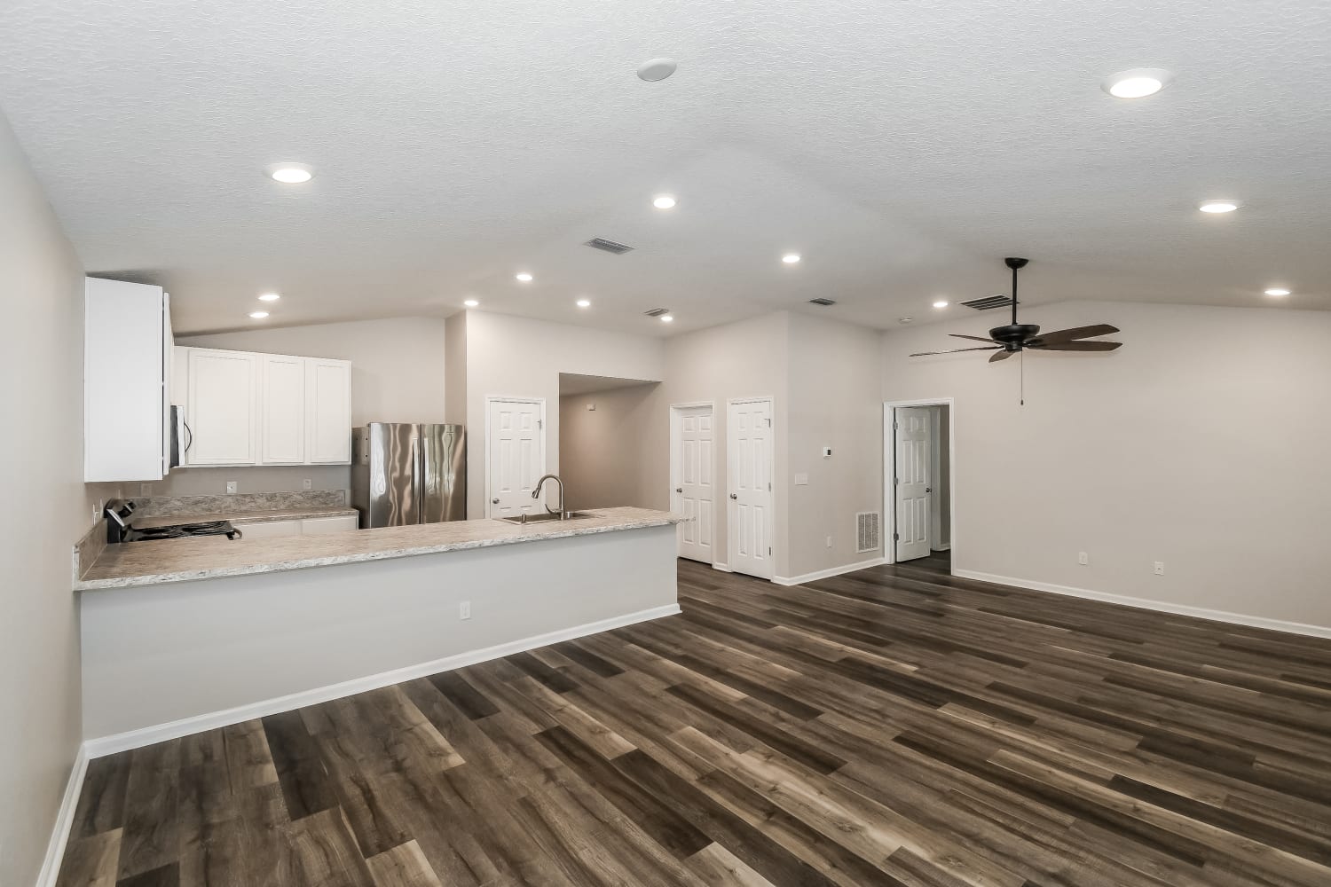 12893 Chandlers Crossing Ln photo 4