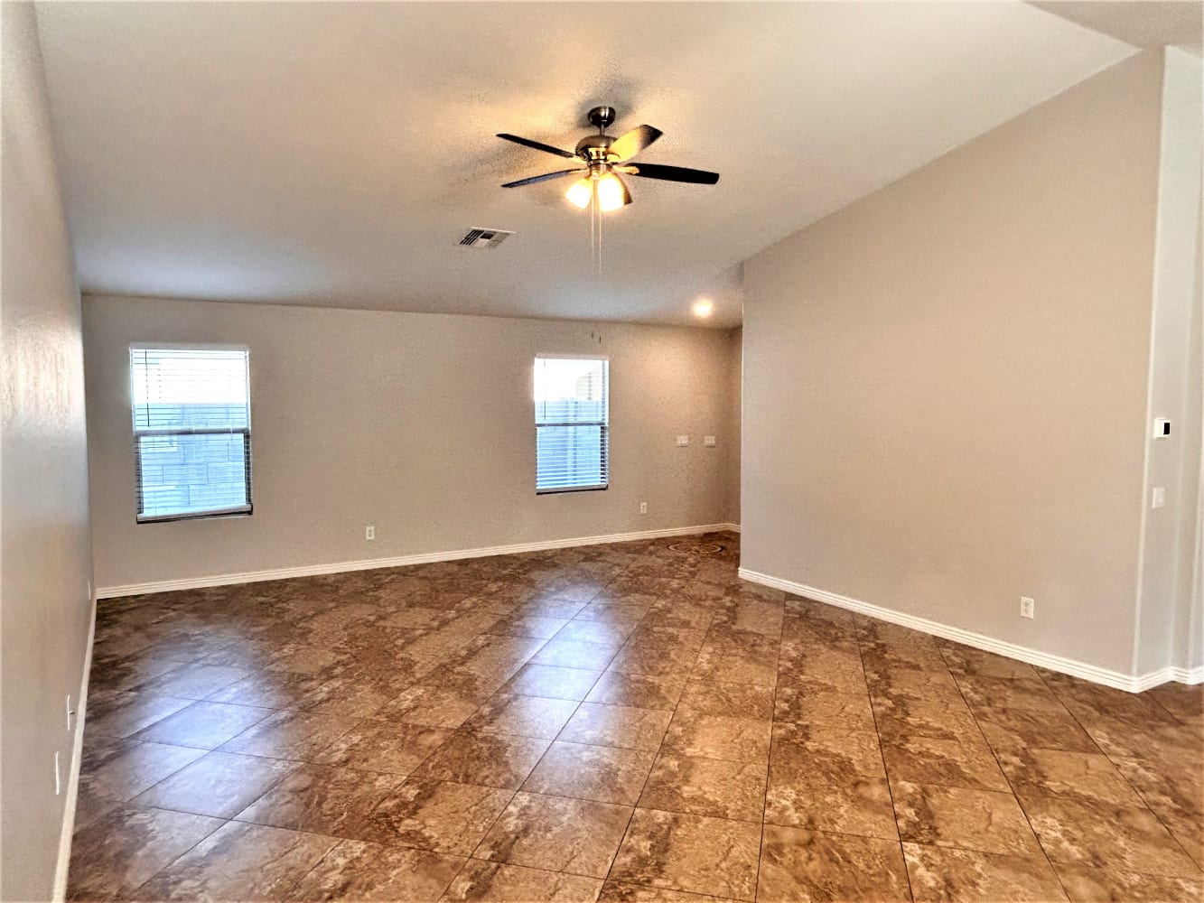 17757 West Redfield Rd photo 2