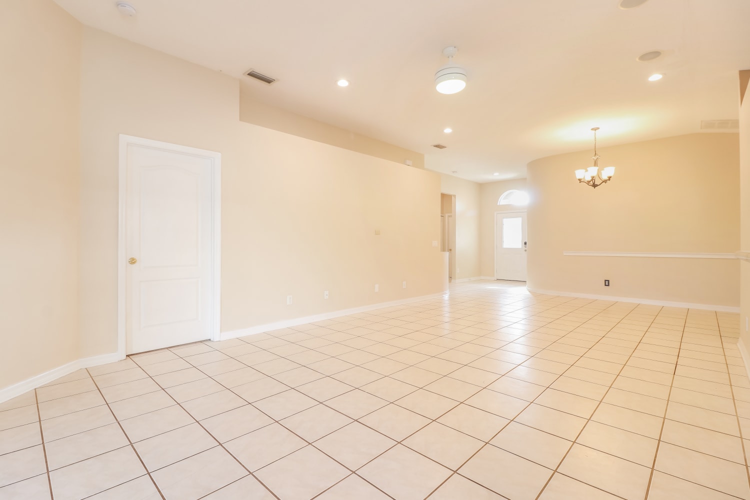 1022 Torreya Way photo 2