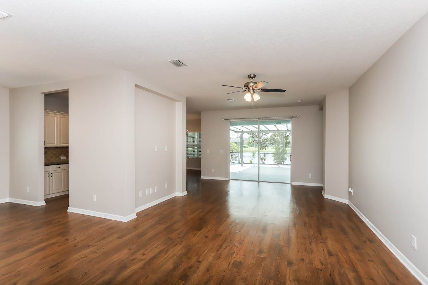 4922 Mission Park Ln photo 3