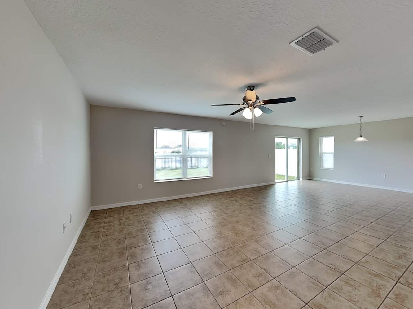 10420 Laguna Plains Dr photo 4