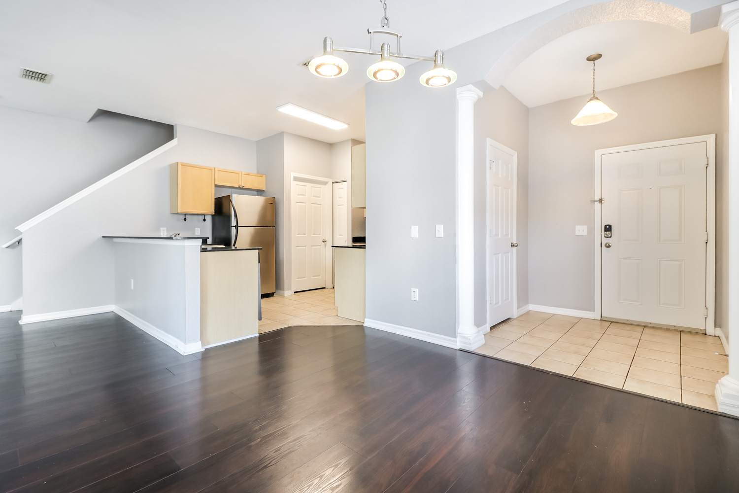 18002 Majestic Kings Pl photo 5