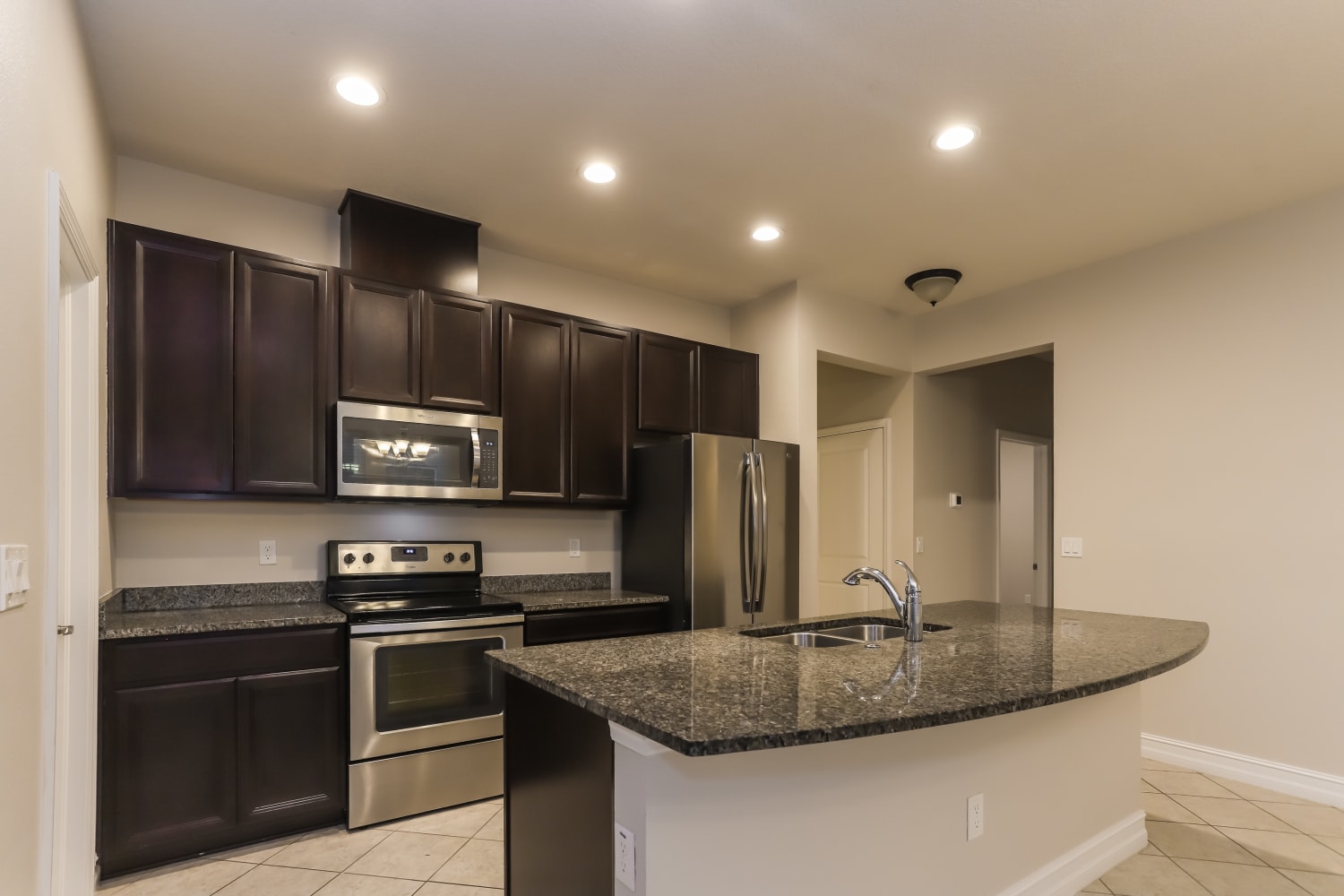 5927 Oak Mill Ter photo 5