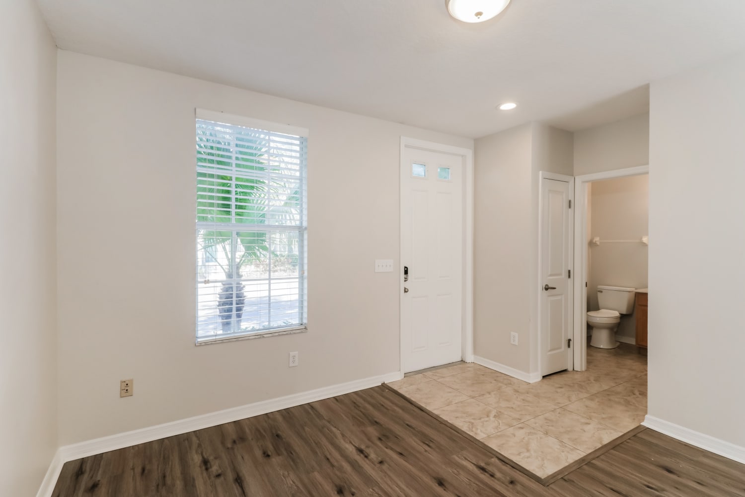 11504 Fountainhead Dr photo 5