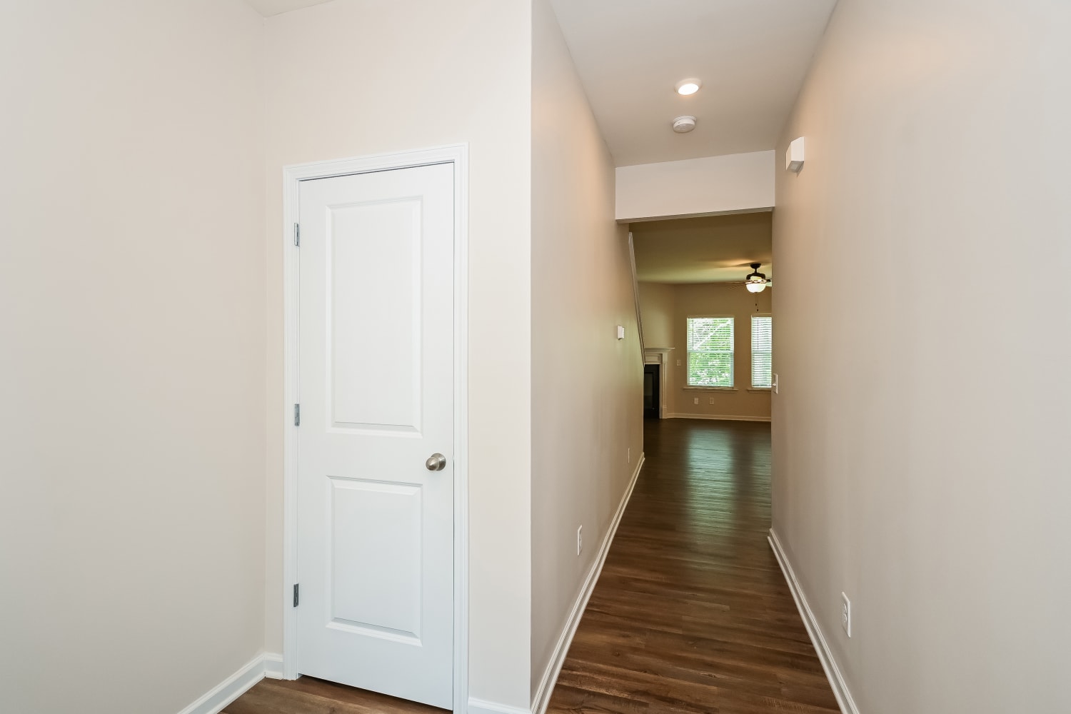128 Inman Dr photo 4