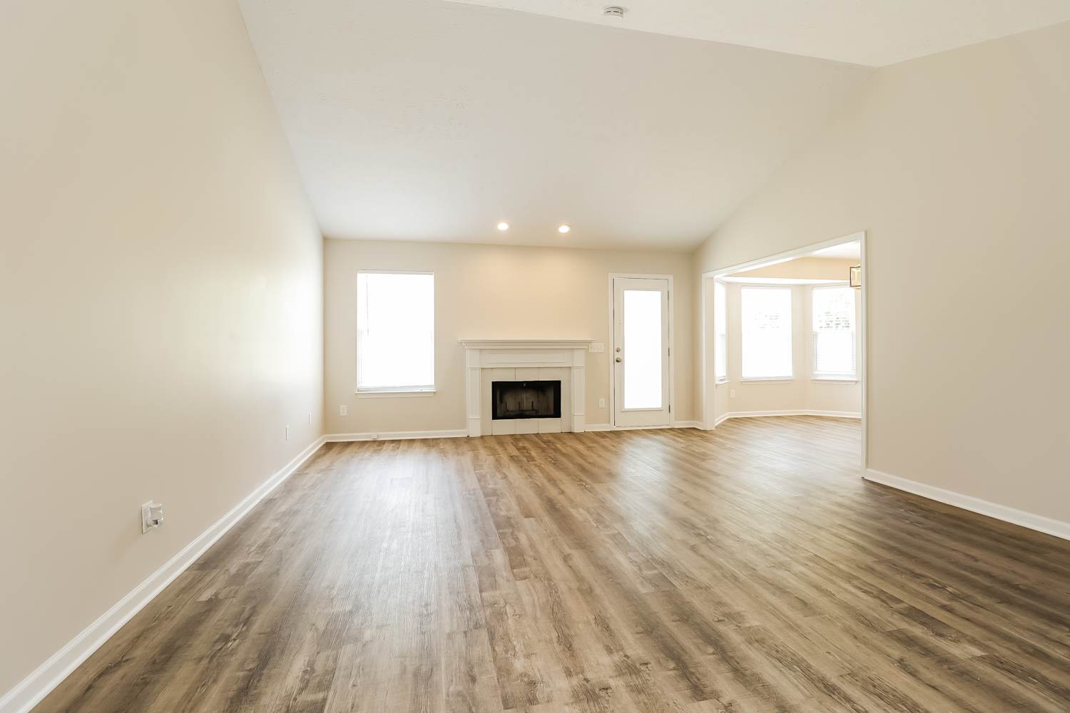 2108 Long Meadow Dr photo 4