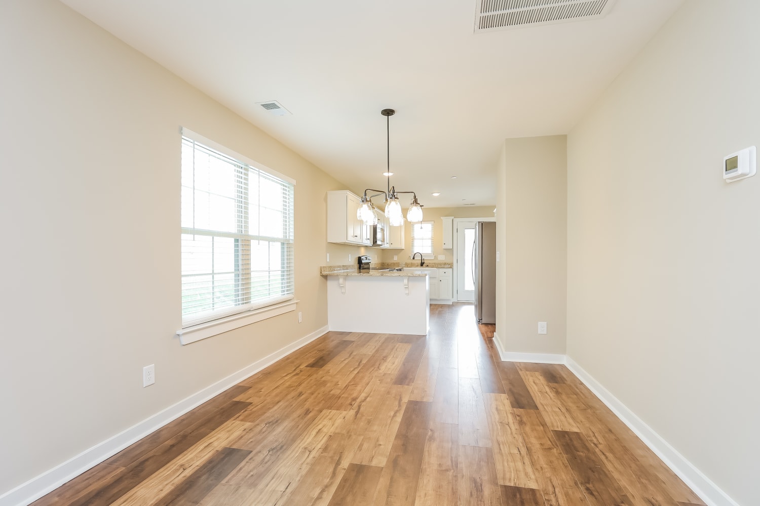 200 Emmett Dr photo 5