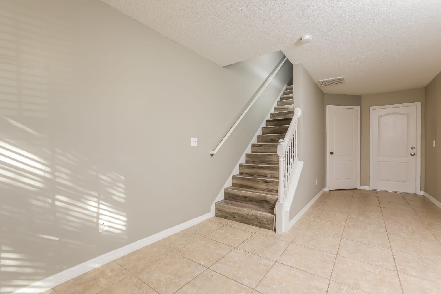 4298 Regal Town Ln photo 5