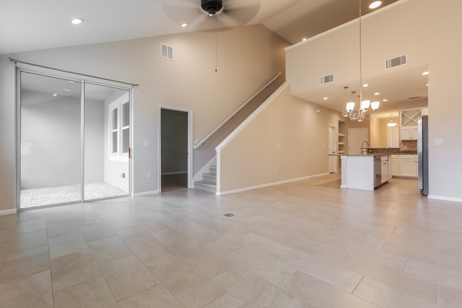 11914 Meadowgate Pl photo 3
