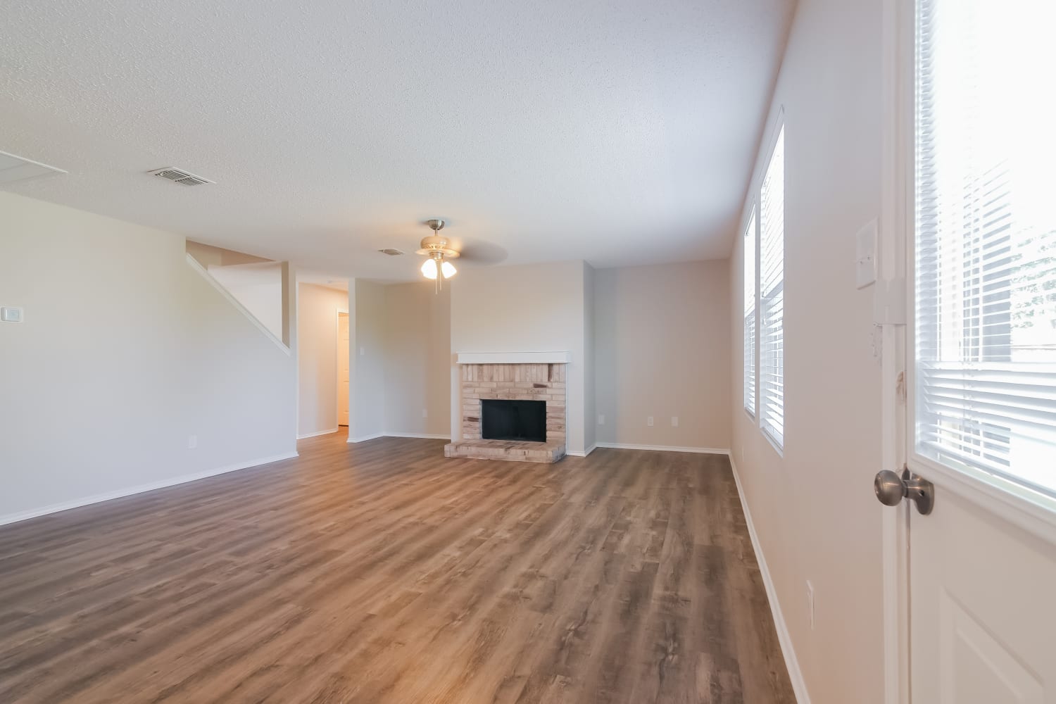 1228 Scarlet Sage Pkwy photo 3