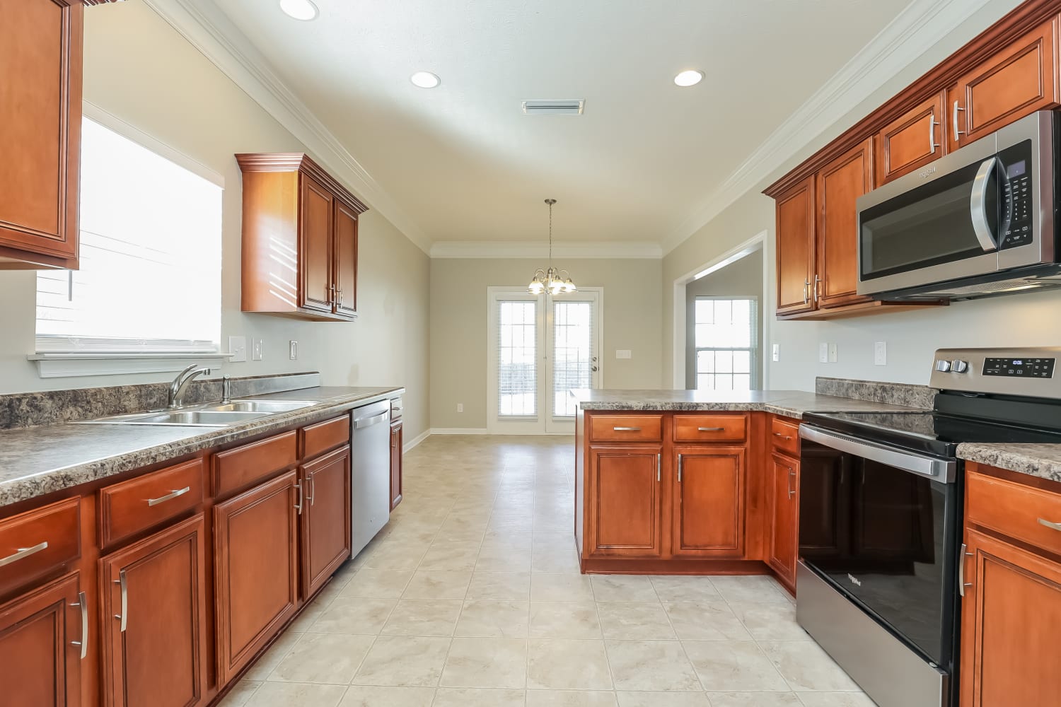 3003 Feradachs Ln photo 5