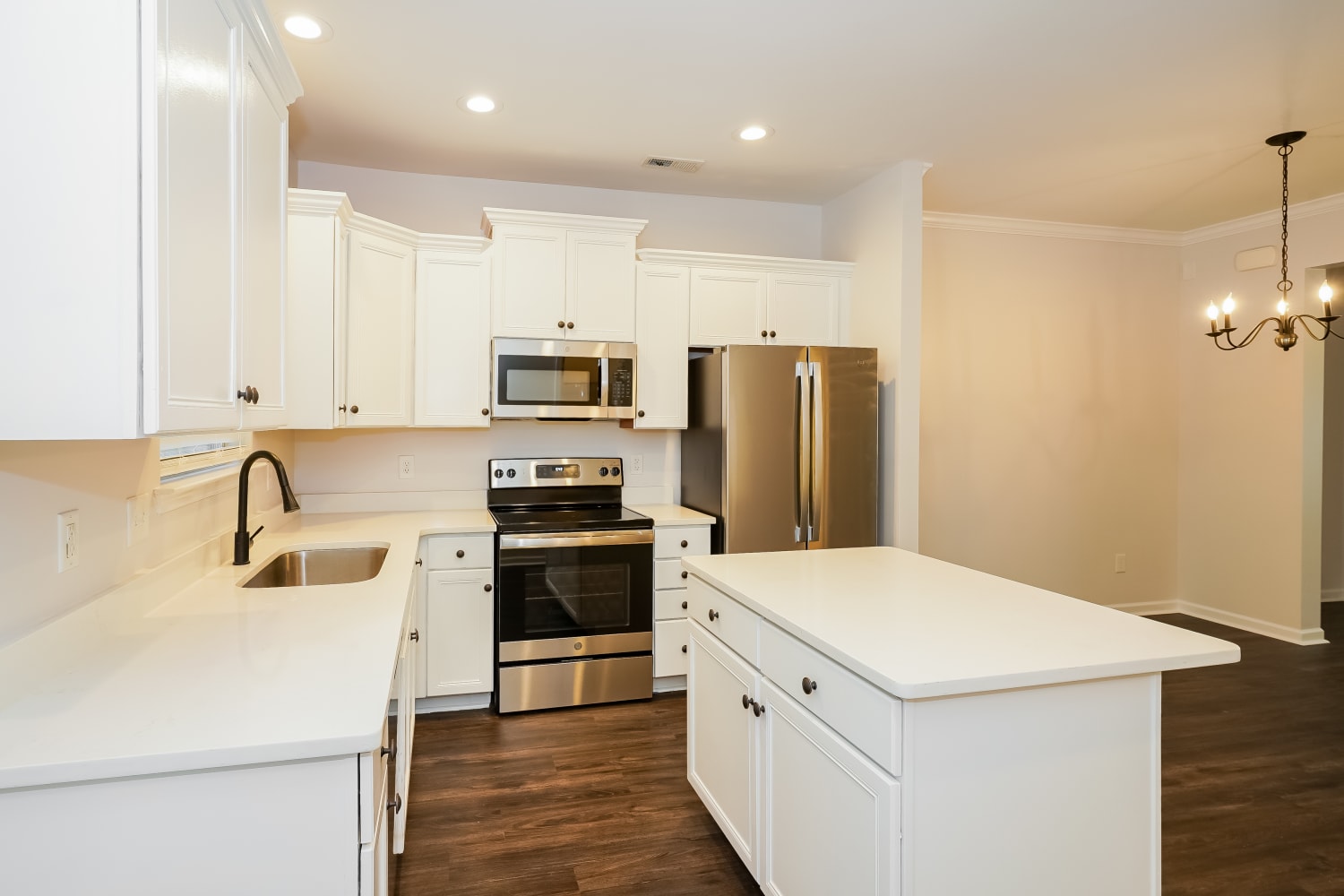 403 Tapestry Pl photo 5