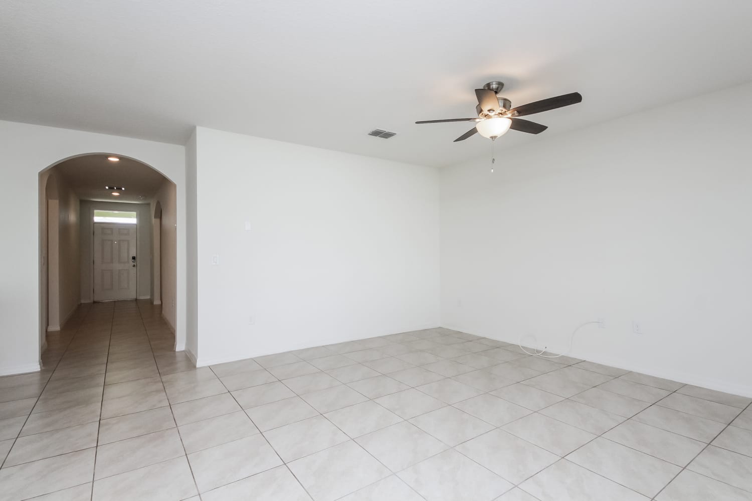5117 Fiddlewood Way photo 3