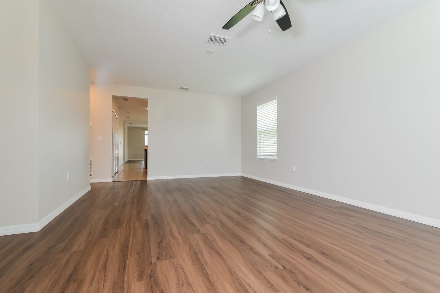 5630 Silver Thistle Ln photo 3