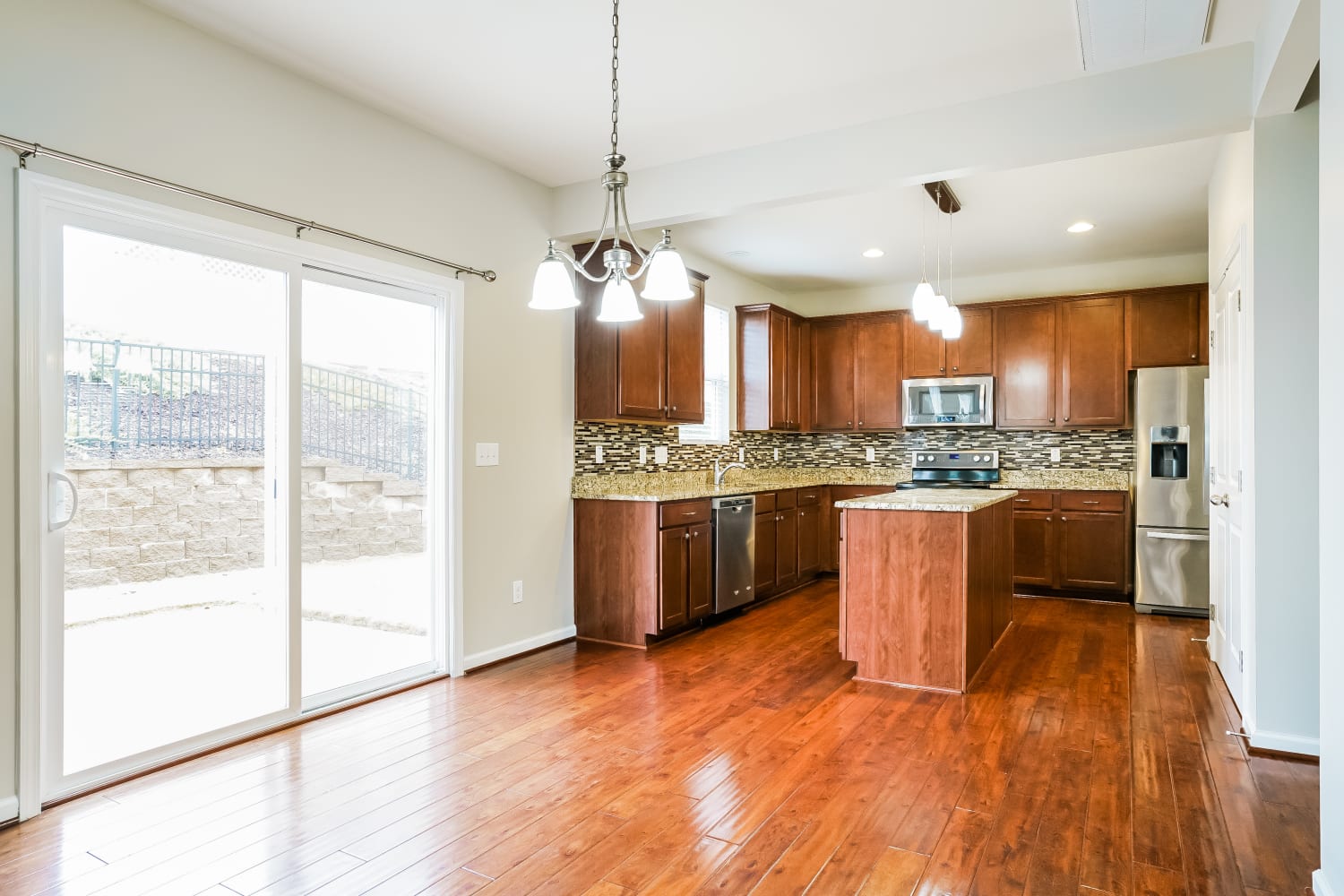 3432 Sutters Mill Ln photo 5