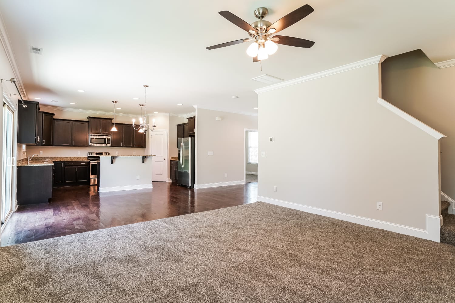 1316 Lowenstein St photo 5