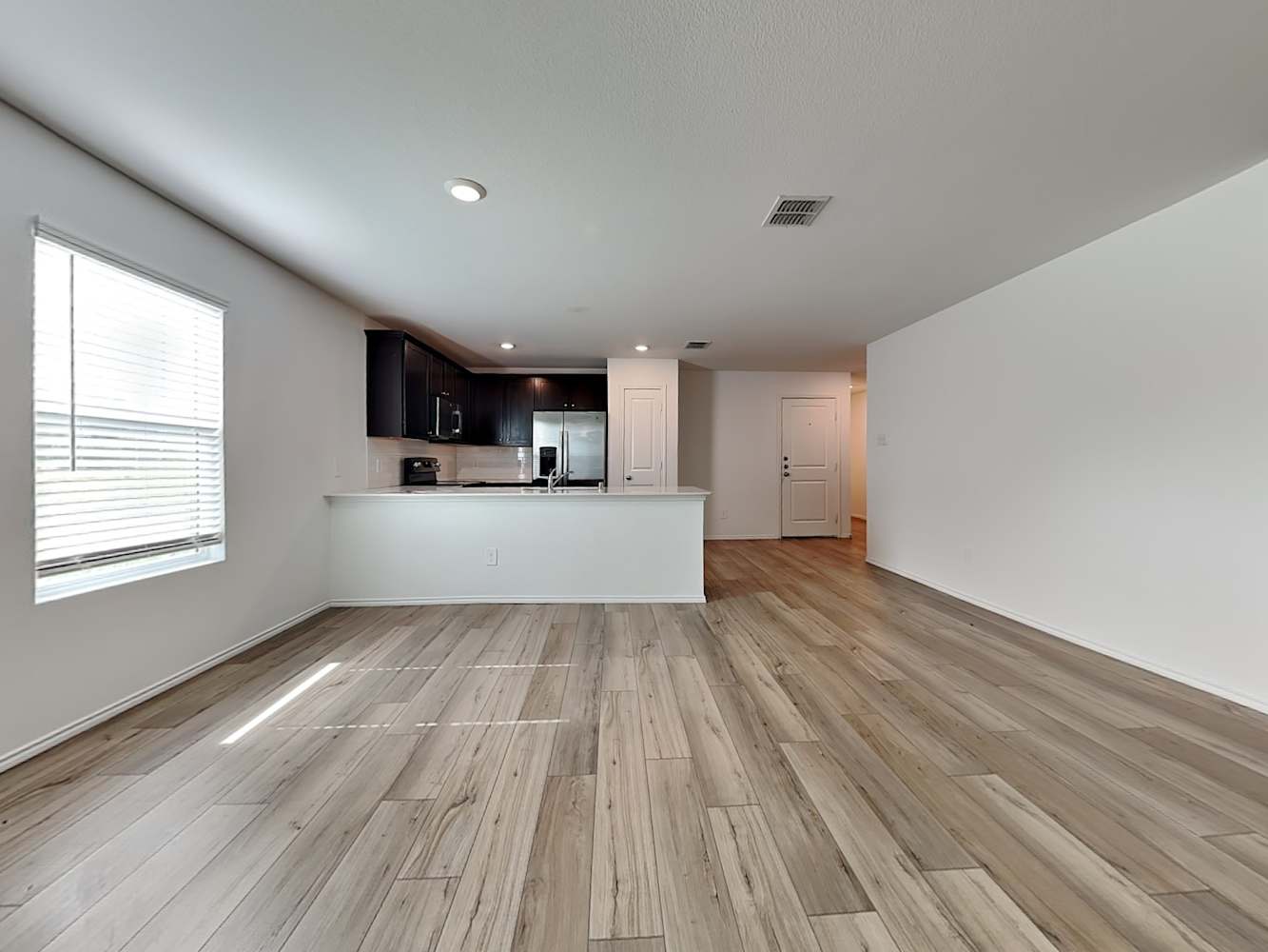10645 Sewell Cir photo 5