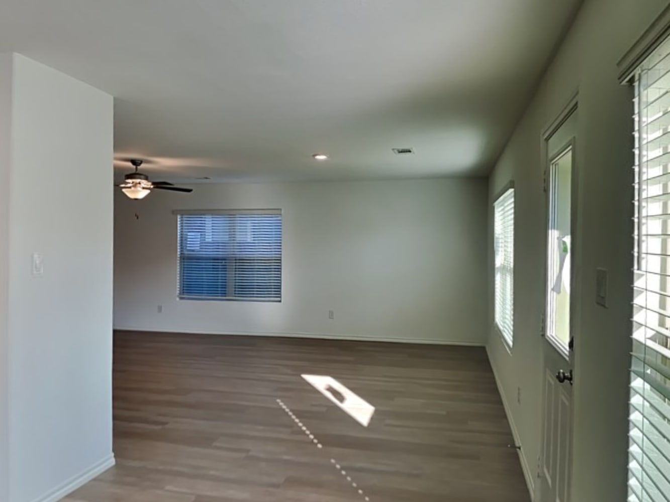 18807 Wembley Vista Trl photo 4