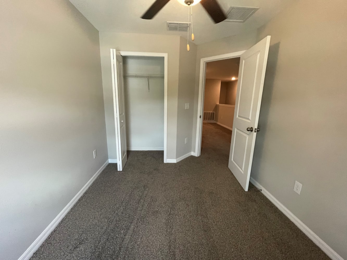 8480 Houndstooth Enclave Dr photo 5