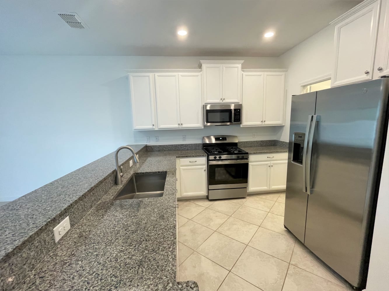 3078 Bryant Park Dr photo 3