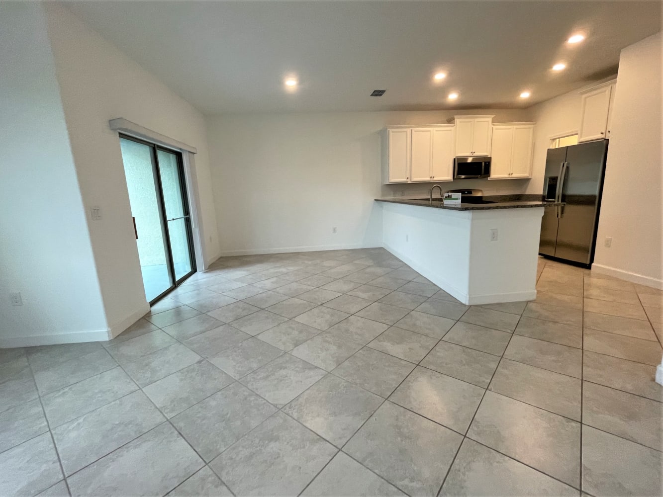 3078 Bryant Park Dr photo 4