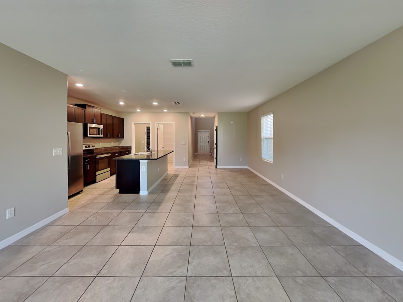2242 Treesdale Ave photo 5