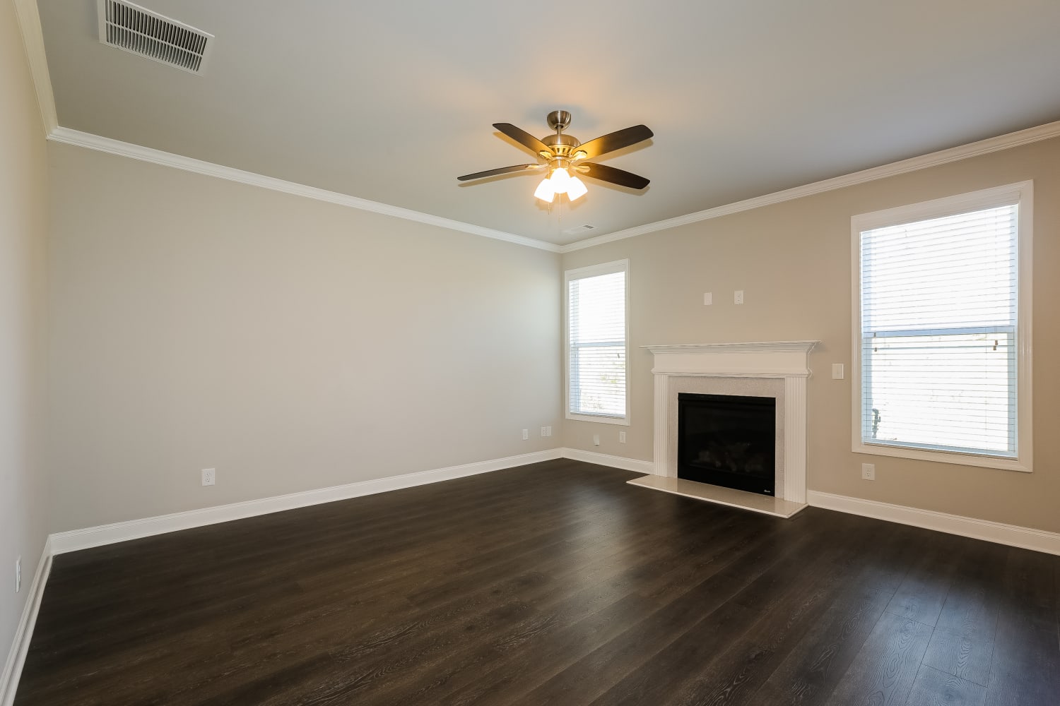 731 Alder Grove Trl photo 4