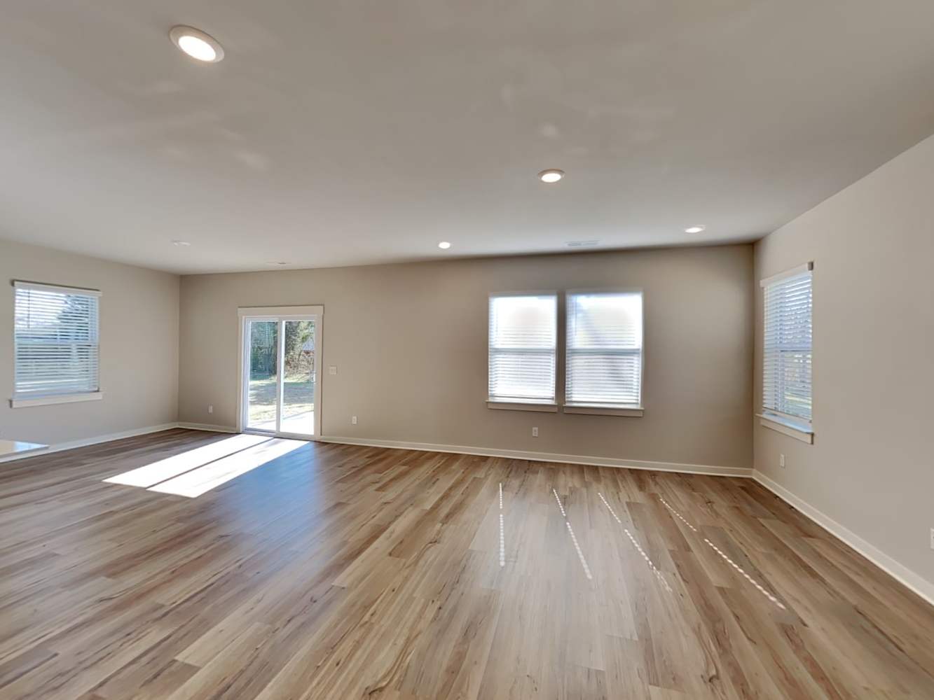 1013 Baltusrol Ln photo 4