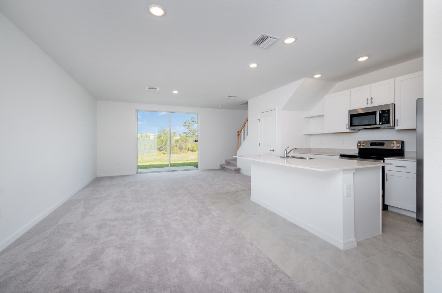 2627 Riverfield Rd photo 4