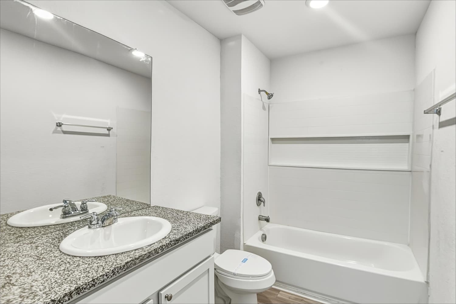 136 Parish Ln photo 5