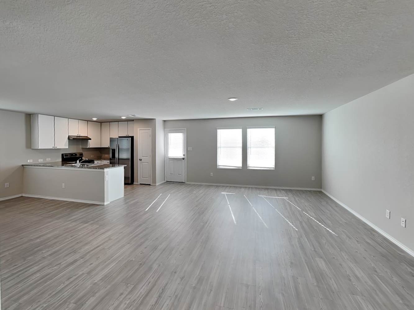146 Pasadena Pl photo 5