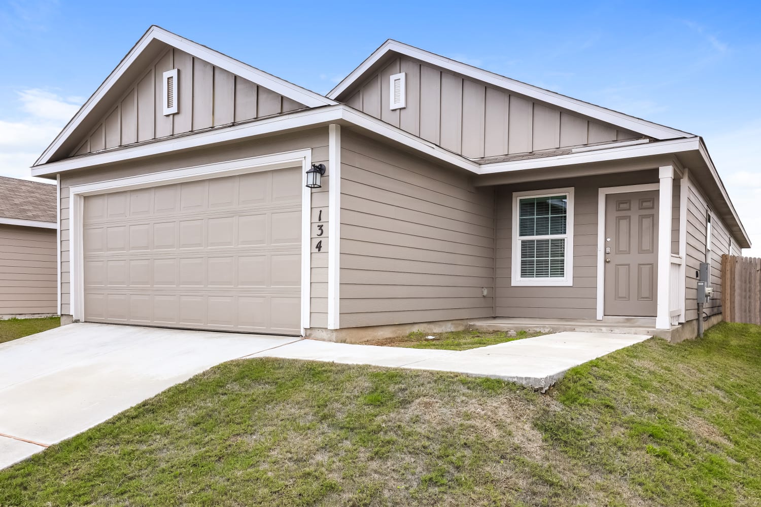 134 Pasadena Pl photo 3