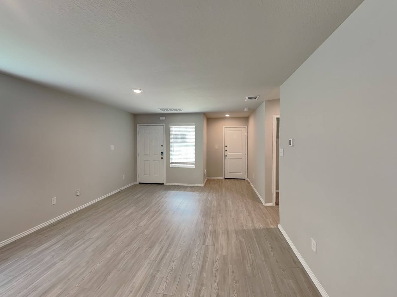 5710 Verracio Ct photo 3