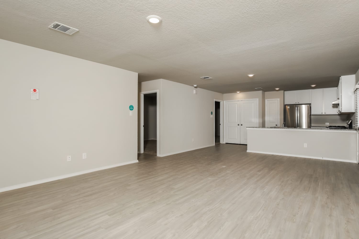 10554 Varmus Dr photo 5