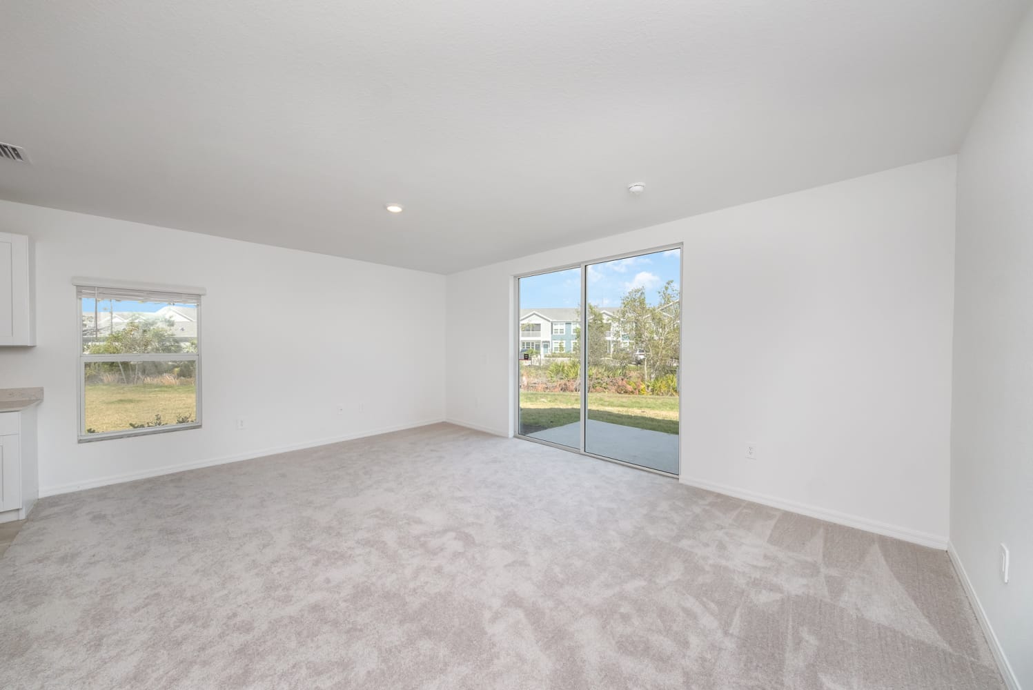 2742 Riverfield Rd photo 5