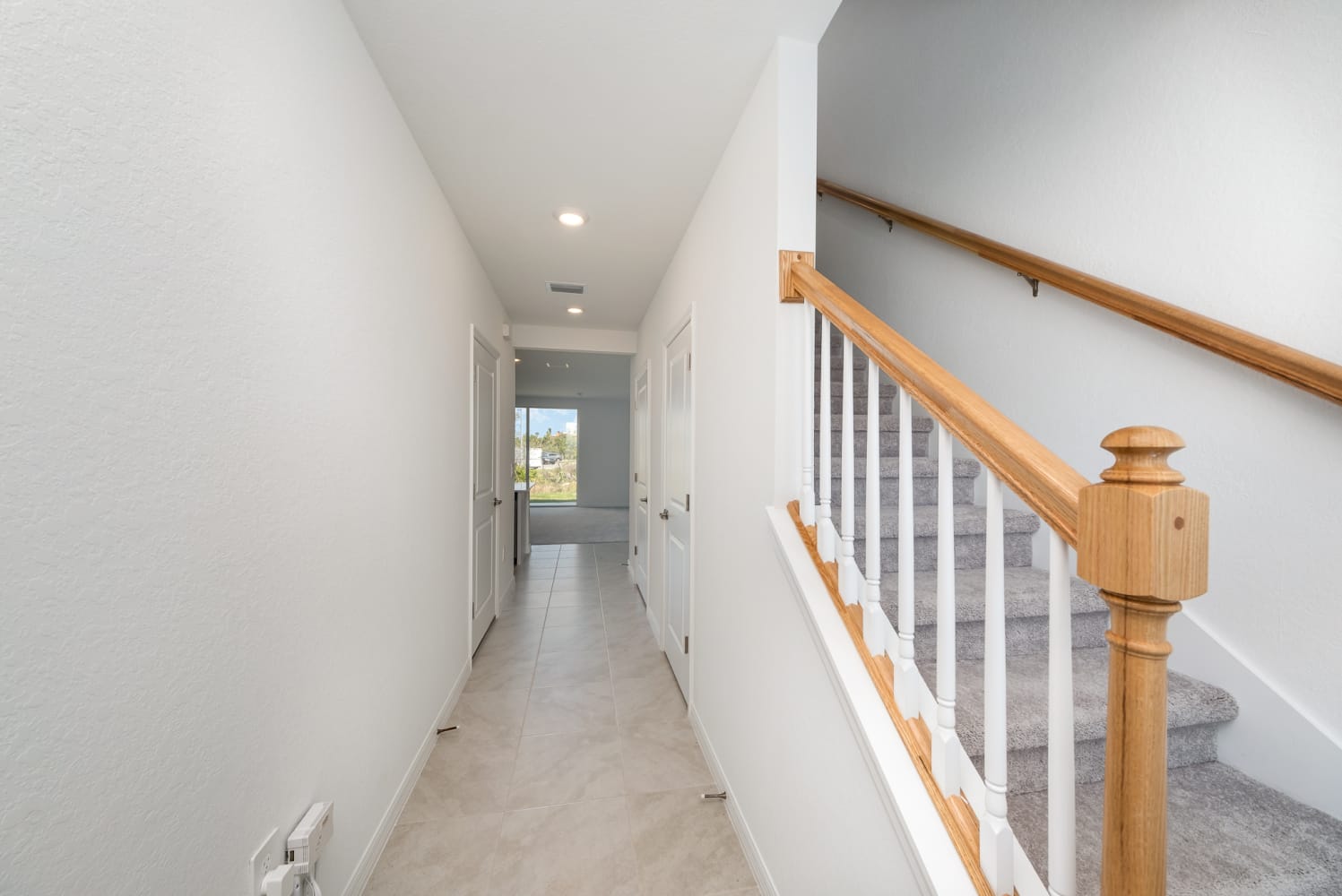2742 Riverfield Rd photo 4
