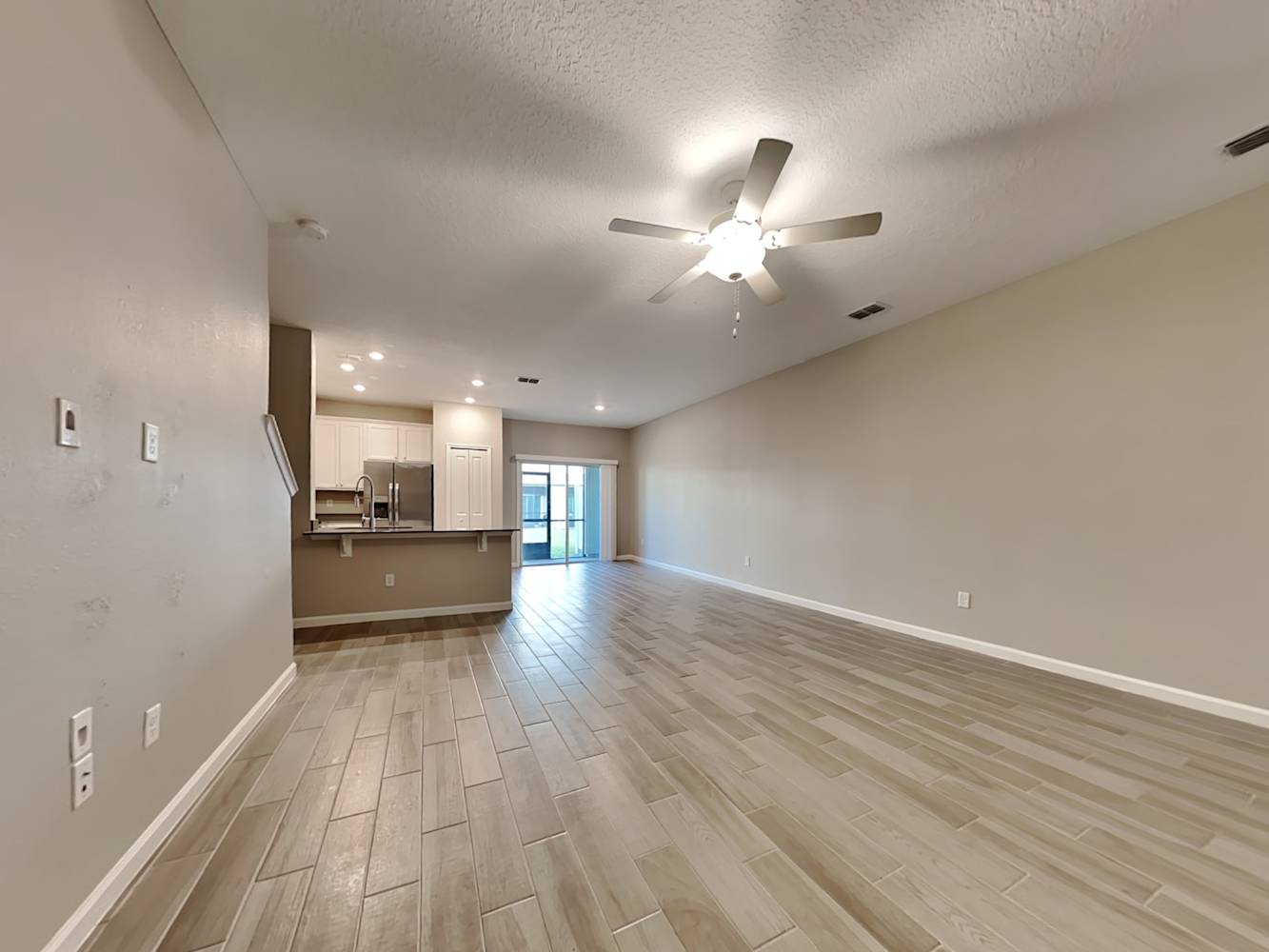 374 Cherry Ridge Dr photo 5
