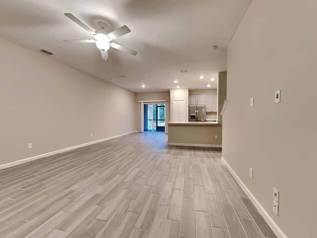 413 Cherry Ridge Dr photo 5