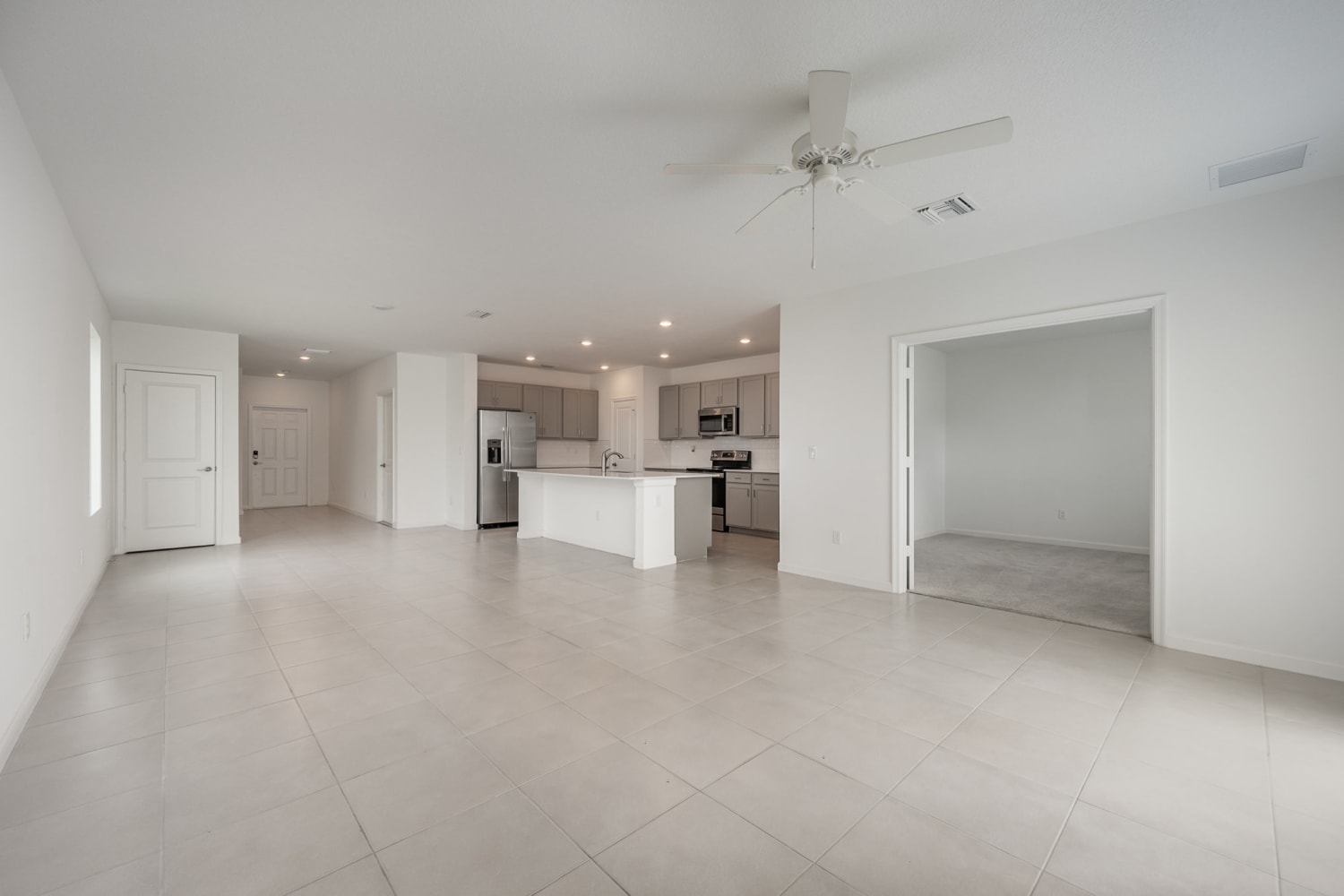 1715 Diablo Cir SW photo 4