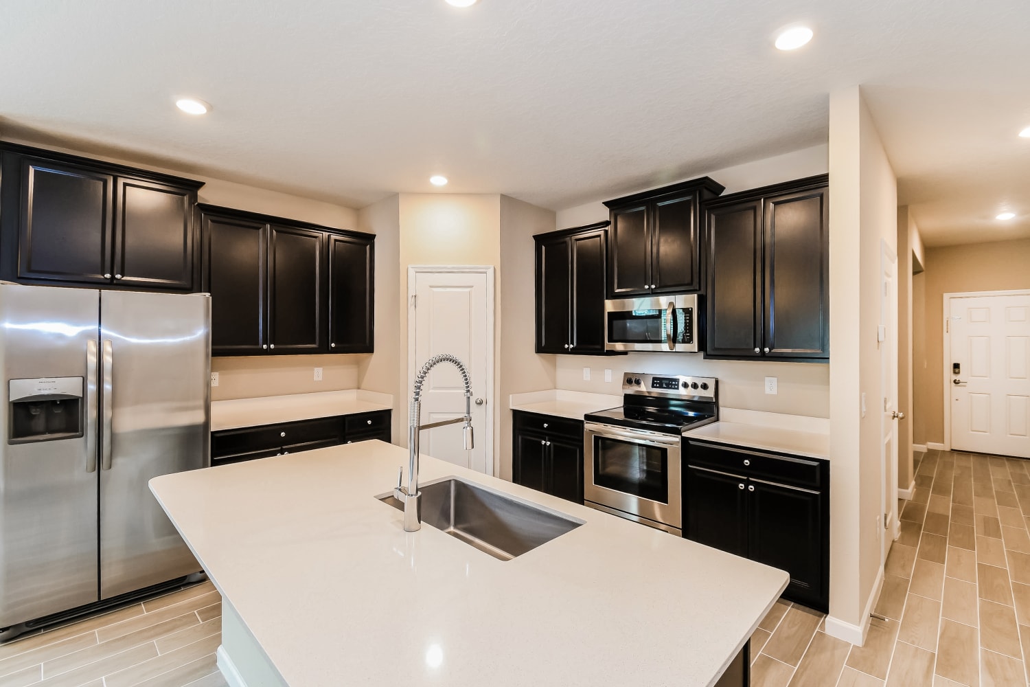 9853 Lemon Grass Ln photo 5