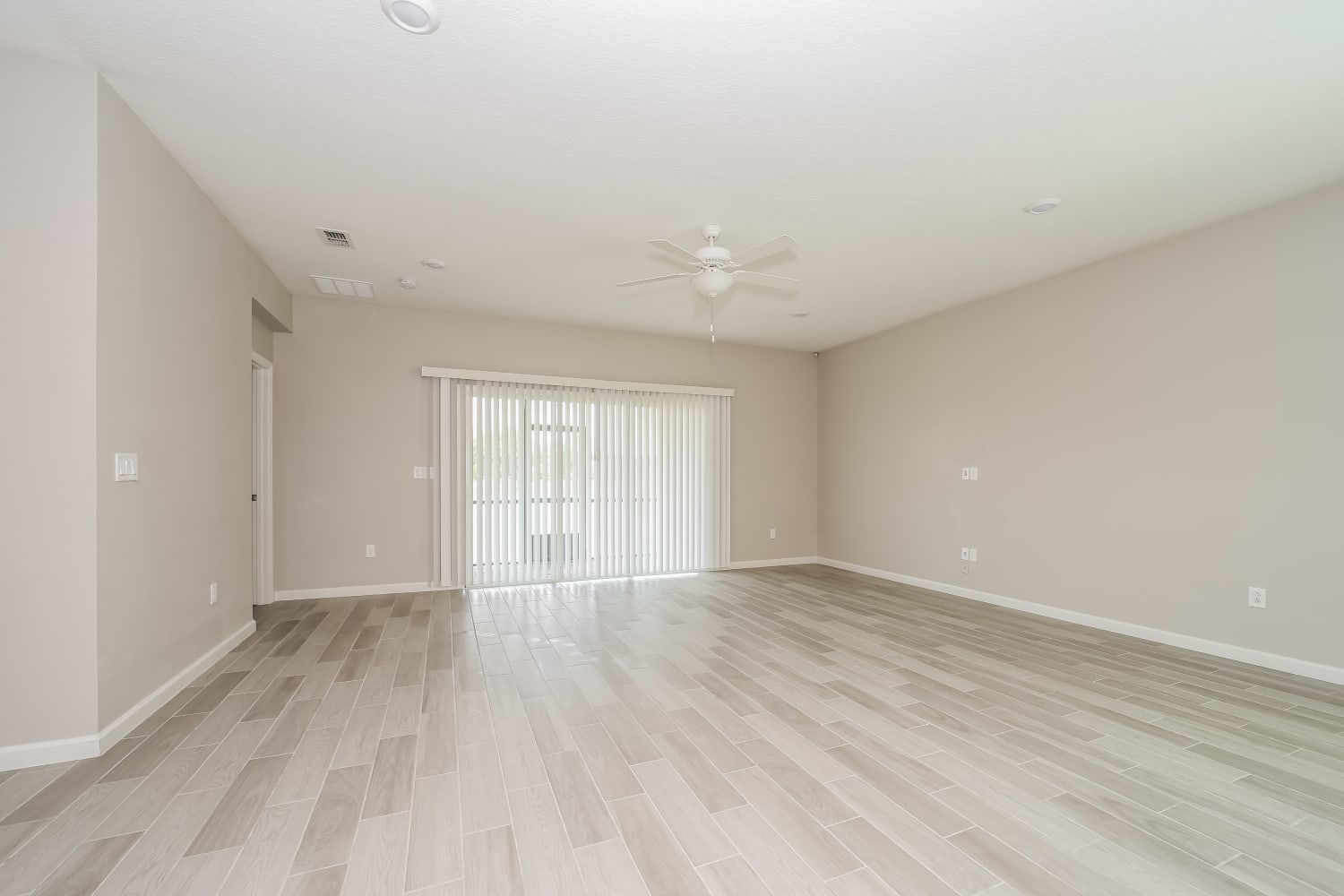 7937 Thyme Trl photo 3