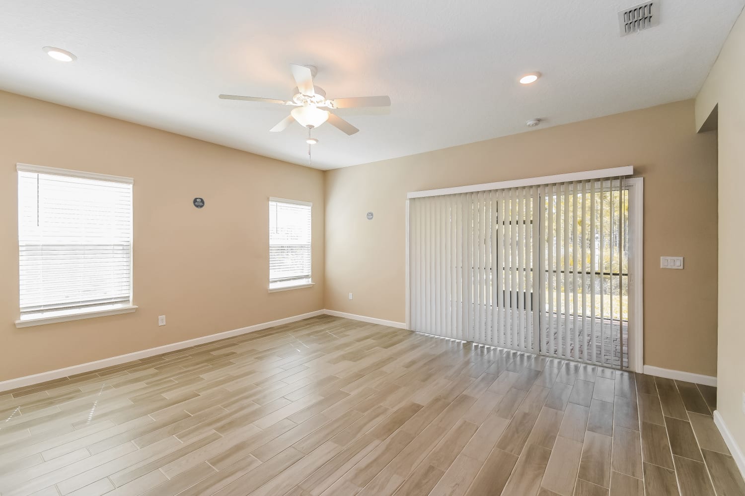9998 Lemon Grass Ln photo 3