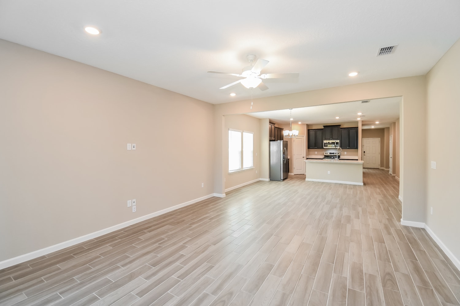 9883 Lemon Balm Wy photo 3